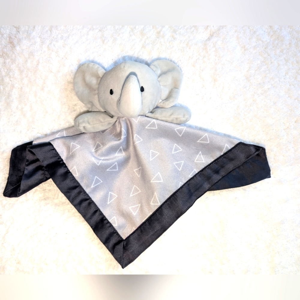 ⭐ HOST PICK!⭐ Carter's Gray Black Elephant Baby Security Blanket Lovey 0-3-6 🐘
